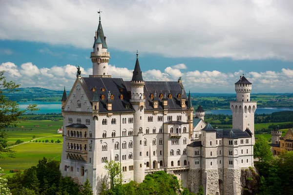 تور آلمان از اصفهان