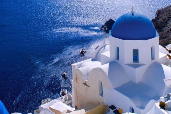 سنتورینی؛ از جاهای دیدنی کشور یونان برای یک تجربه رمانتیک
