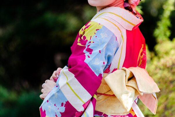 کیمونو و یوکاتا، لباس زیبای ژاپن برای سوغاتی