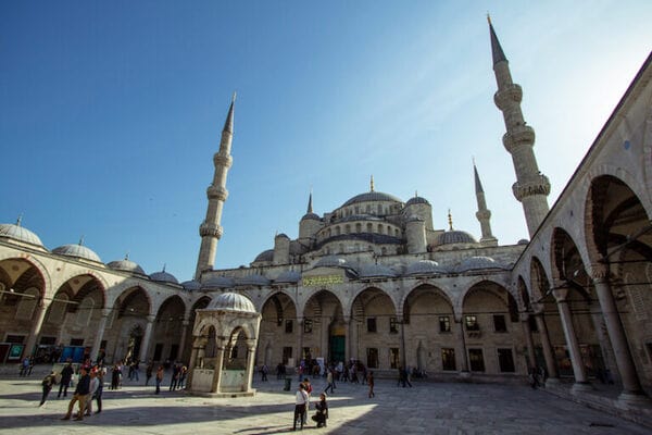 مسجد آبی؛ یکی از جاهای تاریخی دیدنی استانبول