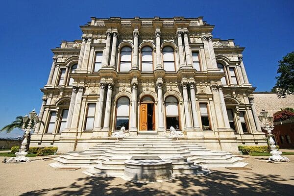 پیشینه تاریخی کاخ بیلربی استانبول