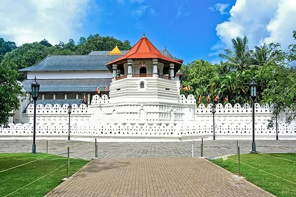 معبد دندان
