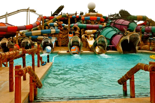 
دنیای آبی یاس، یکی از مفرح‌ترین مکان ها برای بازدید در ابوظبی