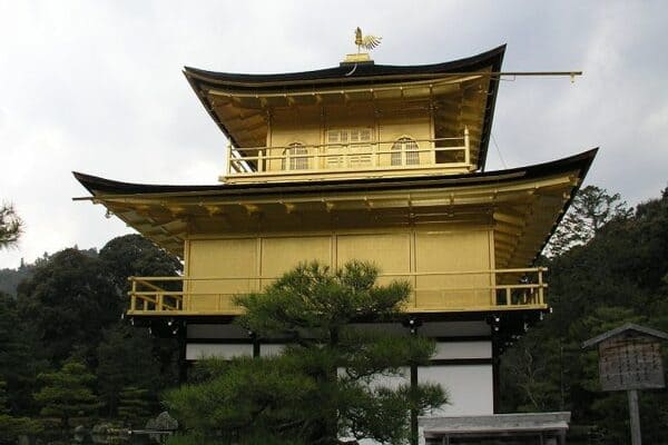 جاذبه‌های اطراف معبد طلایی