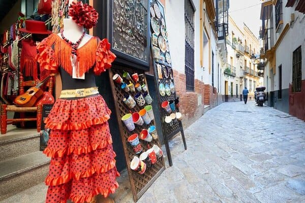 لباس فلامنکو؛ سوغاتی جذاب اسپانیایی ها