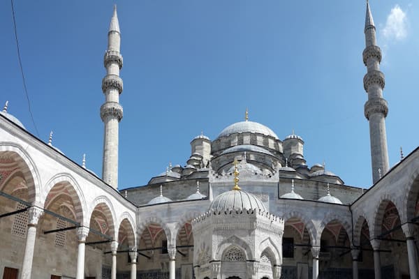 مسجد جدید (Yeni Camii) 