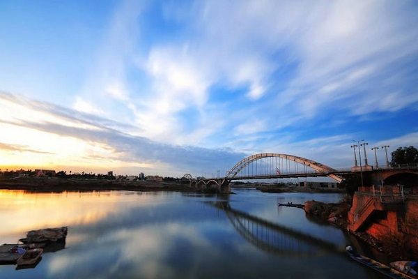 نمایی زیبا و شگفت انگیز از پل سفید اهواز