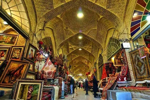 جاهای دیدنی اطراف شاهچراغ شیراز